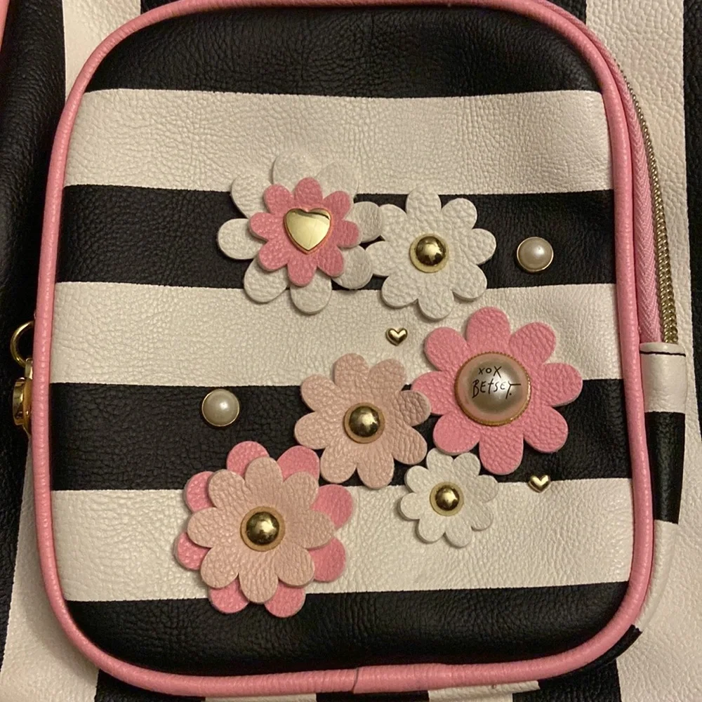 NWOT BETSEY JOHNSON mini flowered stripped convertible backpack - Picture 2 of 8